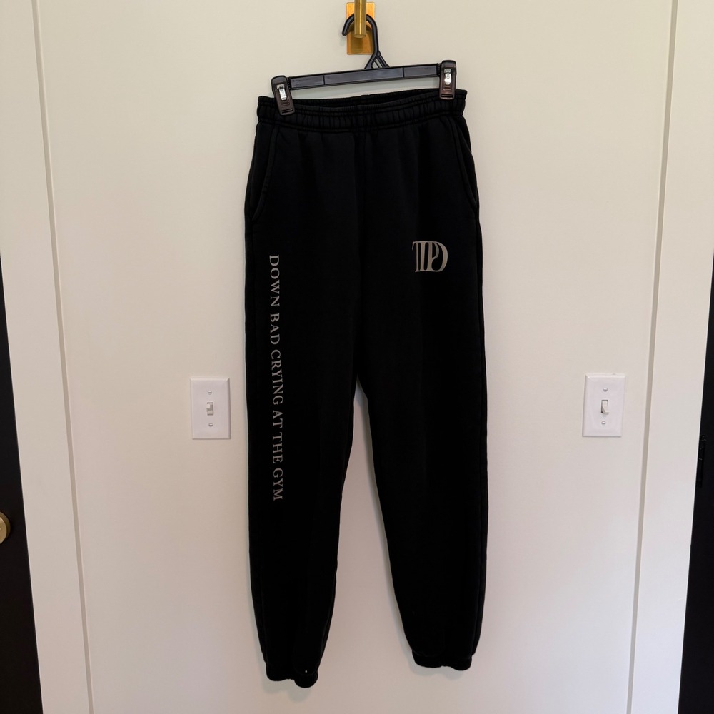 Taylor Swift TTPD Down Bad Crying At The Gym Black Sweatpants XS Tortured Poets